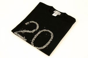 週刊ファミ通創刊20周年記念Tシャツ 黒　（Sサイズ）