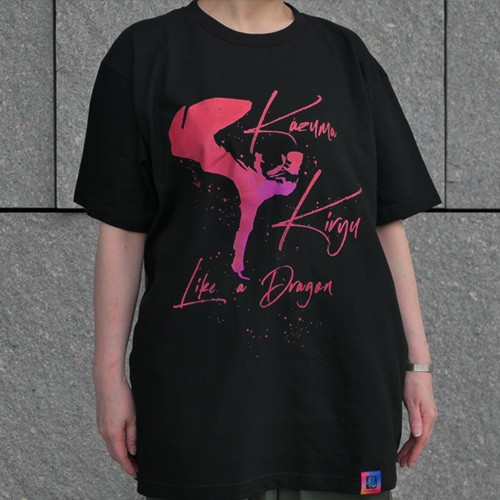 【未開封・Mサイズ】龍が如く０ オリジナルTシャツ 桐生一馬 Amazon.co.jp: 「龍が如くシリーズ」桐生一馬 応龍Tシャツ M